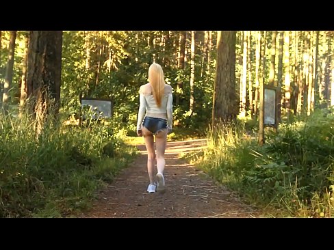 ❤️ Người phụ nữ xinh đẹp di chuyển chậm rãi, không phải video khỏa thân ❌ Beautiful porn tại chúng tôi ☑